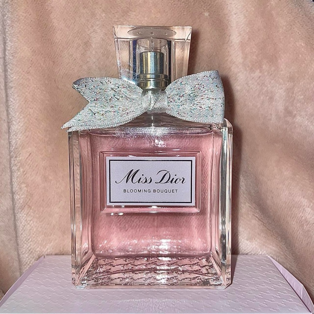 Miss dior blooming bouquet (new with box)